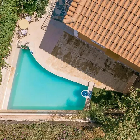 Zamor Family 2 Romírion