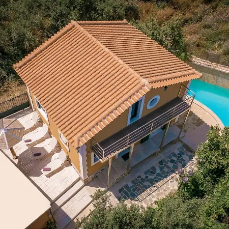 Zamor Family 2 Dom wakacyjny Romírion