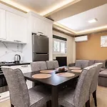 Zamor Family 2 Holiday home Romirion